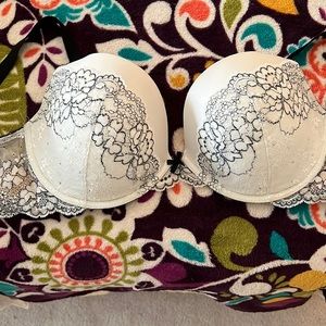 Victoria secret dream angels push-up bra size 36DD